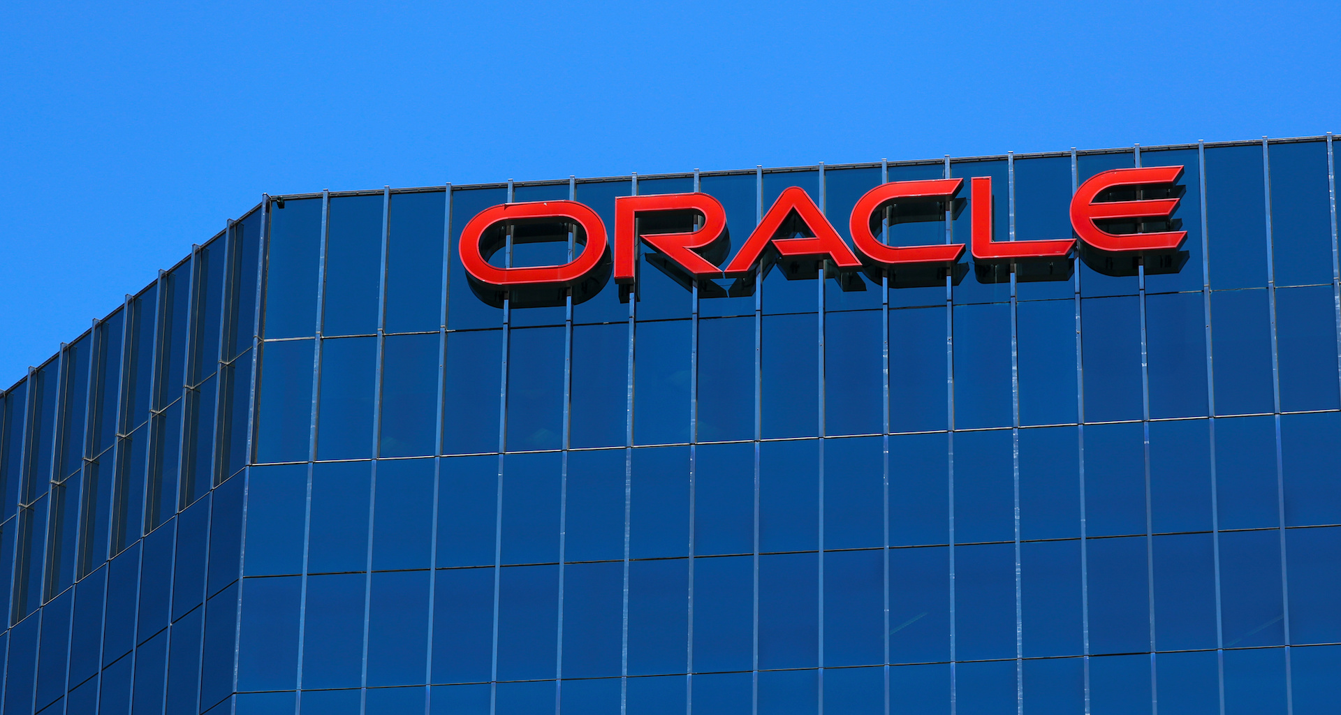 What Is the Oracle Problem? A Key Challenge in Software Testing